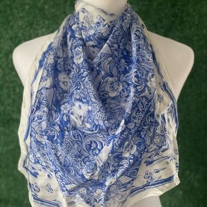 Jordan Piantedosi Apossum 20 inch silk scarf